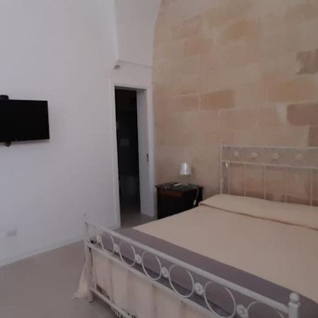 Casa Vacanze Laura S/C レッチェ エクステリア 写真